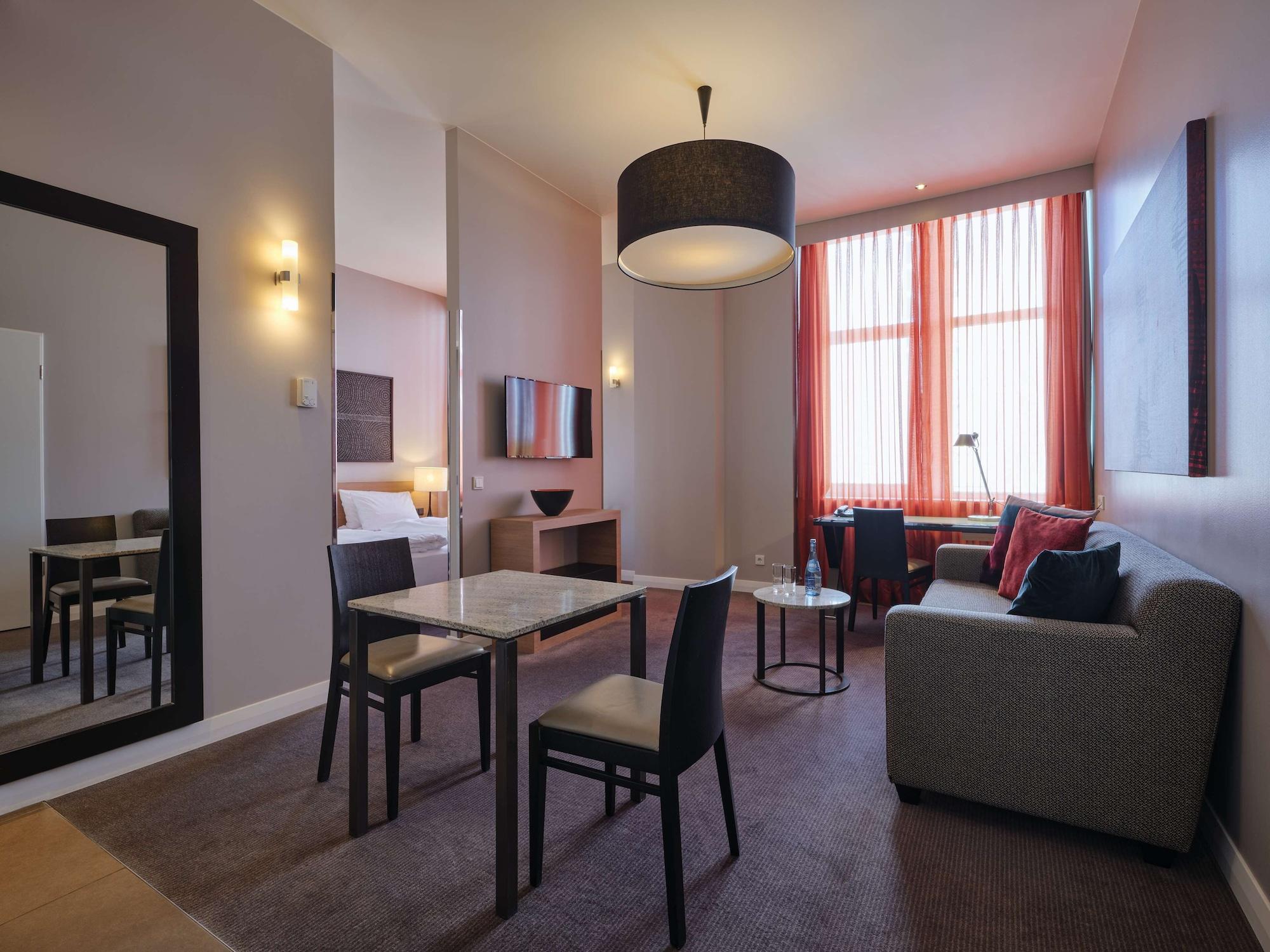 Adina Apartment Hotel Berlin Checkpoint Charlie Ngoại thất bức ảnh