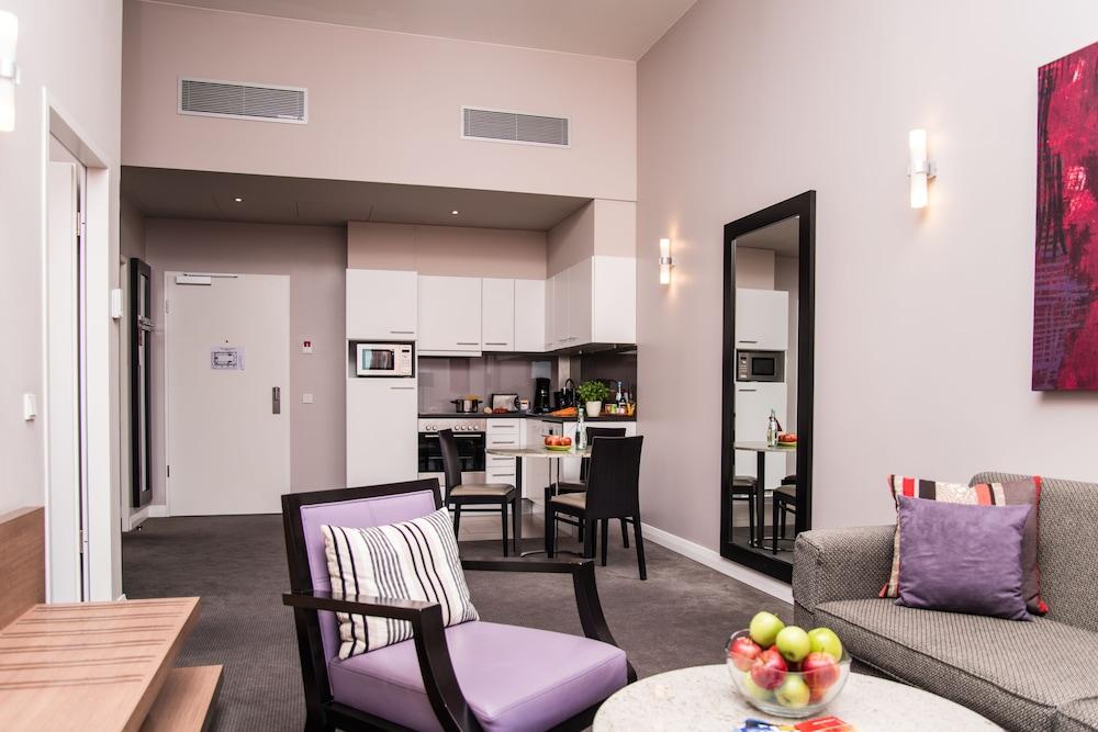 Adina Apartment Hotel Berlin Checkpoint Charlie Ngoại thất bức ảnh