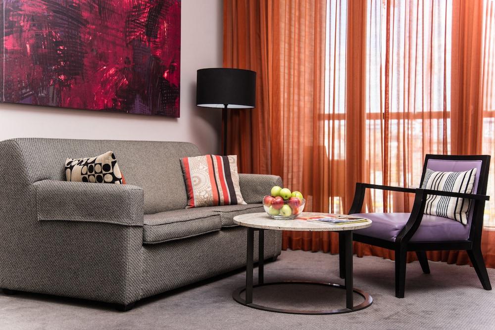 Adina Apartment Hotel Berlin Checkpoint Charlie Ngoại thất bức ảnh