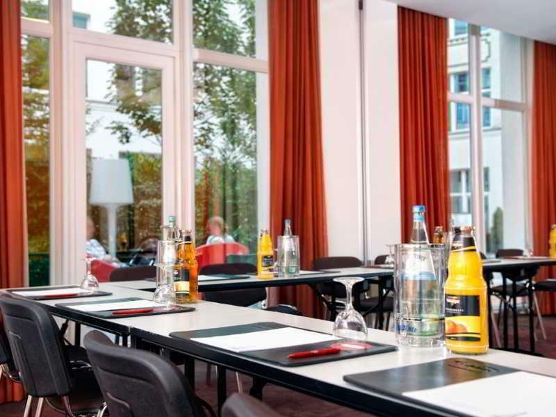 Adina Apartment Hotel Berlin Checkpoint Charlie Ngoại thất bức ảnh