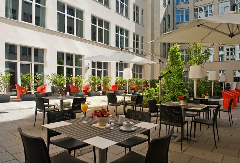 Adina Apartment Hotel Berlin Checkpoint Charlie Ngoại thất bức ảnh